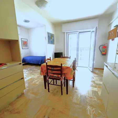 In 54741 شقة